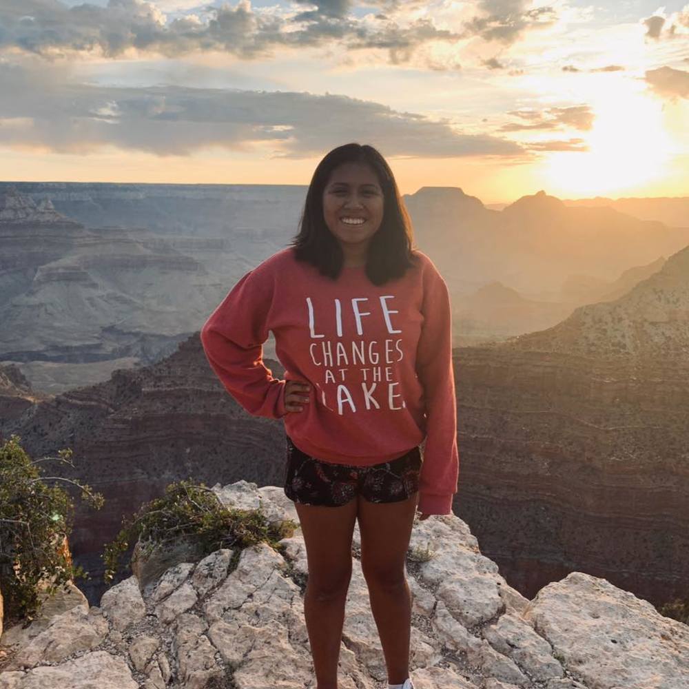 Meet your Posher, Olivia